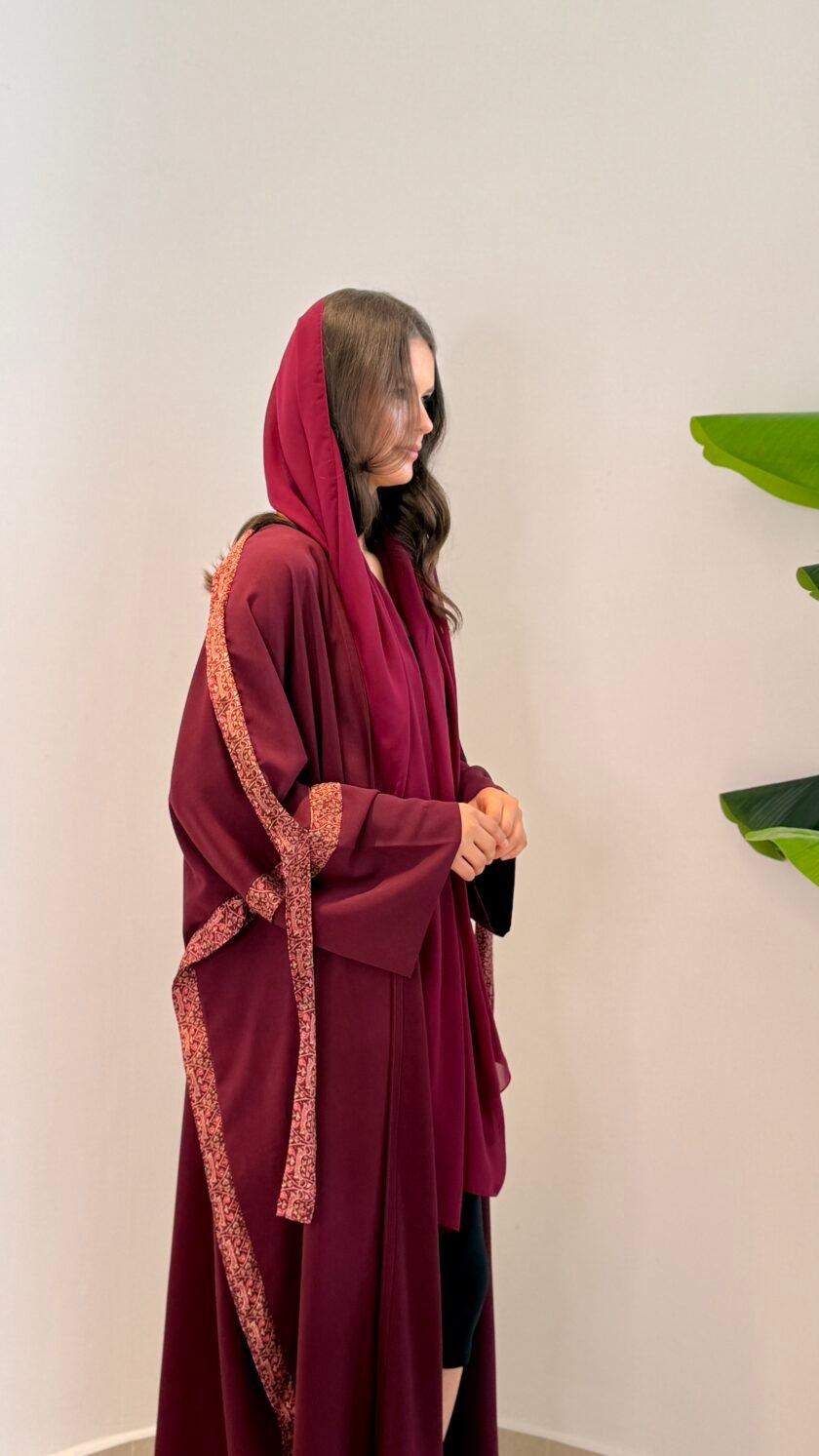 ED01 in burgundy